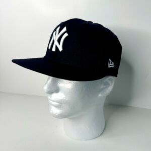 New Era MLB New York Yankees Official On‎ Field Cap For Players Mens Size 7 1/8